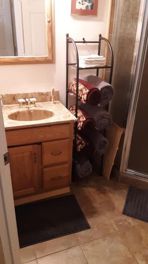 Westeros Inn - No Xtra Fees, Dogs OK, King&Queen Beds Arnold Exterior foto