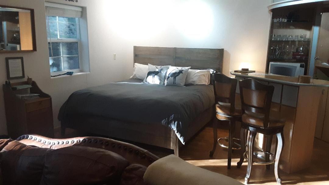 Westeros Inn - No Xtra Fees, Dogs OK, King&Queen Beds Arnold Exterior foto